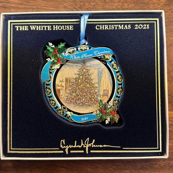 Official White House Gold ornament new in box - Picture 4 of 5